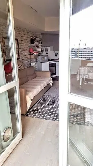 Porta Di Roma Suite Apartment